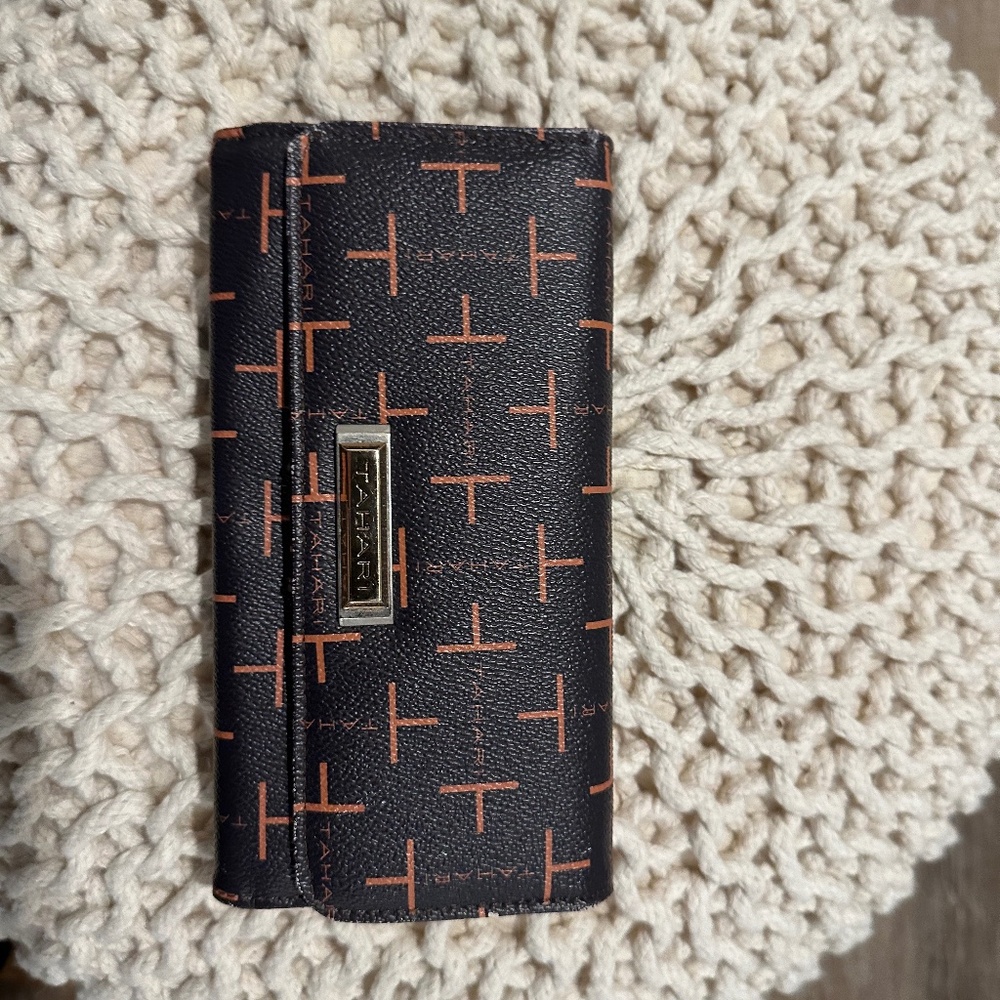 Tahari Women's Wallet